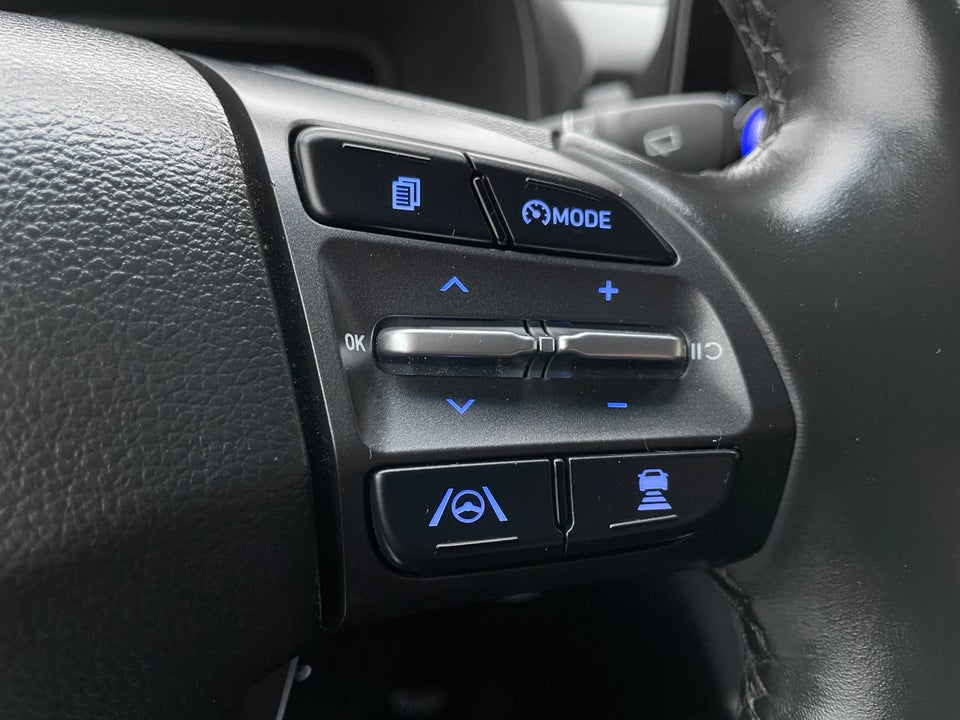 Hyundai Kona 64 EV Premium 5d