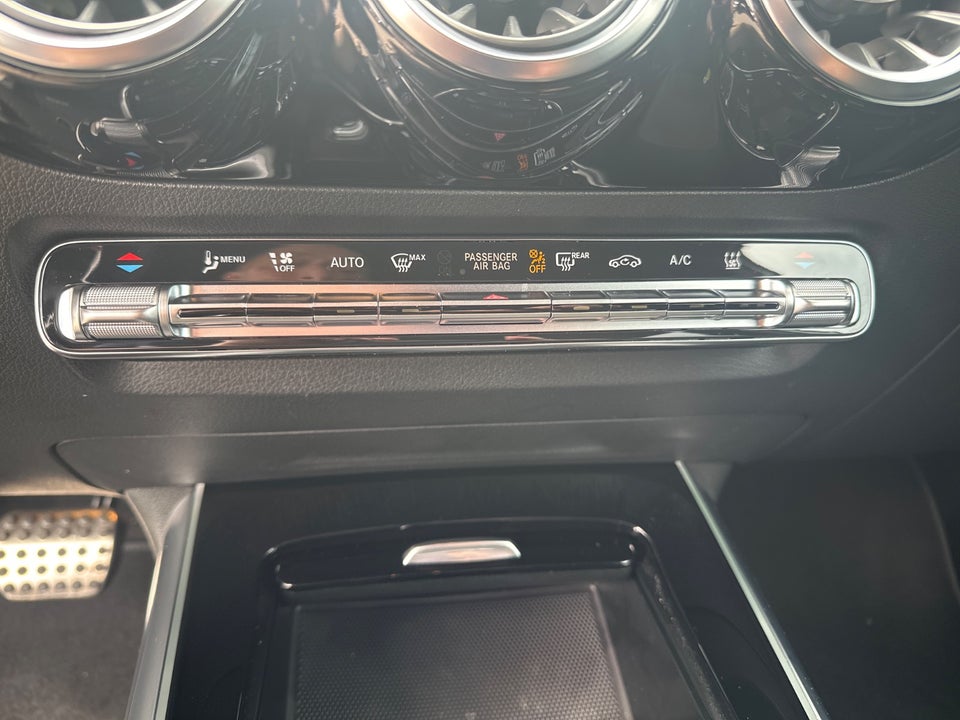 Mercedes EQA350 AMG Line 4Matic 5d