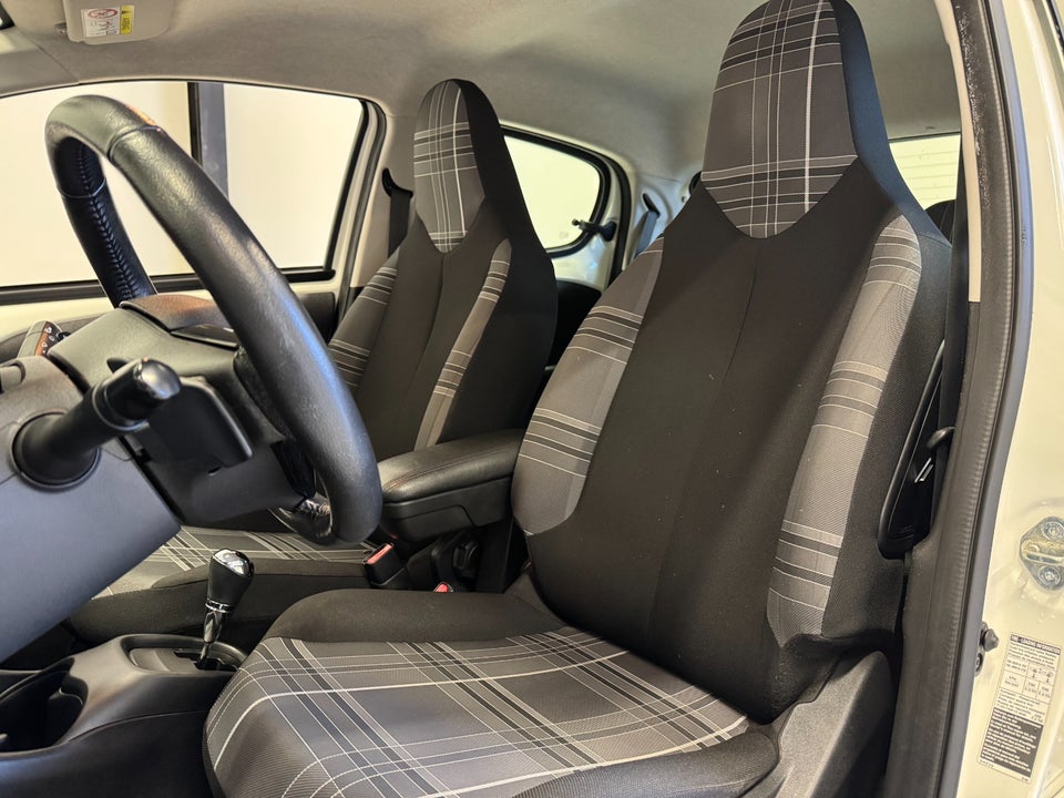 Peugeot 108 1,0 e-VTi 69 Active ESG 5d