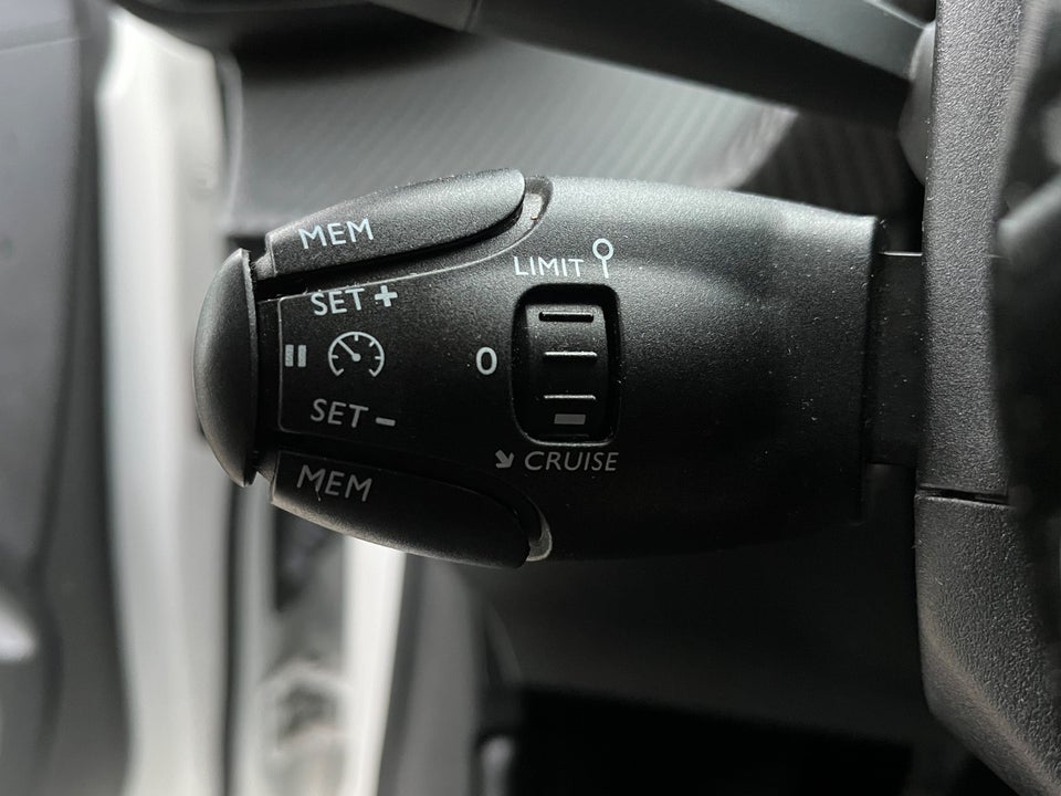 Peugeot 208 1,2 PureTech 75 Active+ 5d