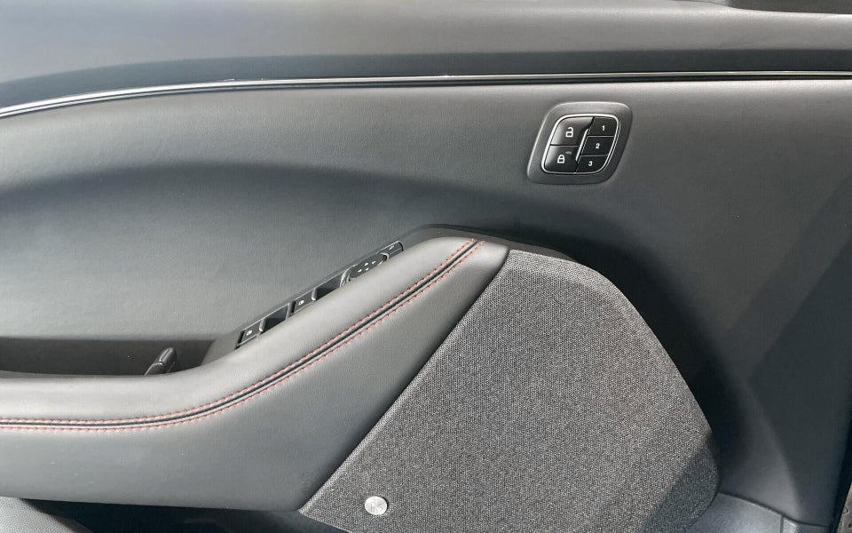 Ford Mustang Mach-E 88 Premium Extended Range 5d