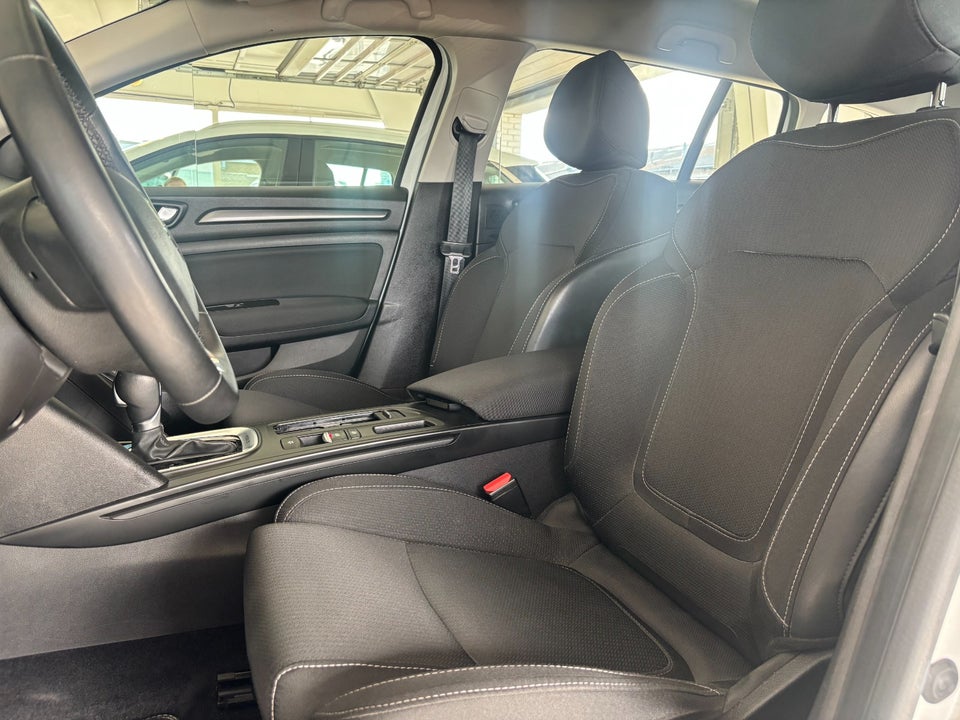 Renault Megane IV 1,6 E-Tech Zen Sport Tourer 5d