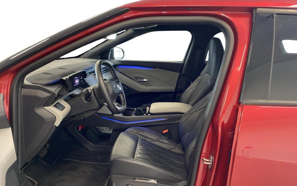 Ford Explorer 77 Premium Extended Range 5d