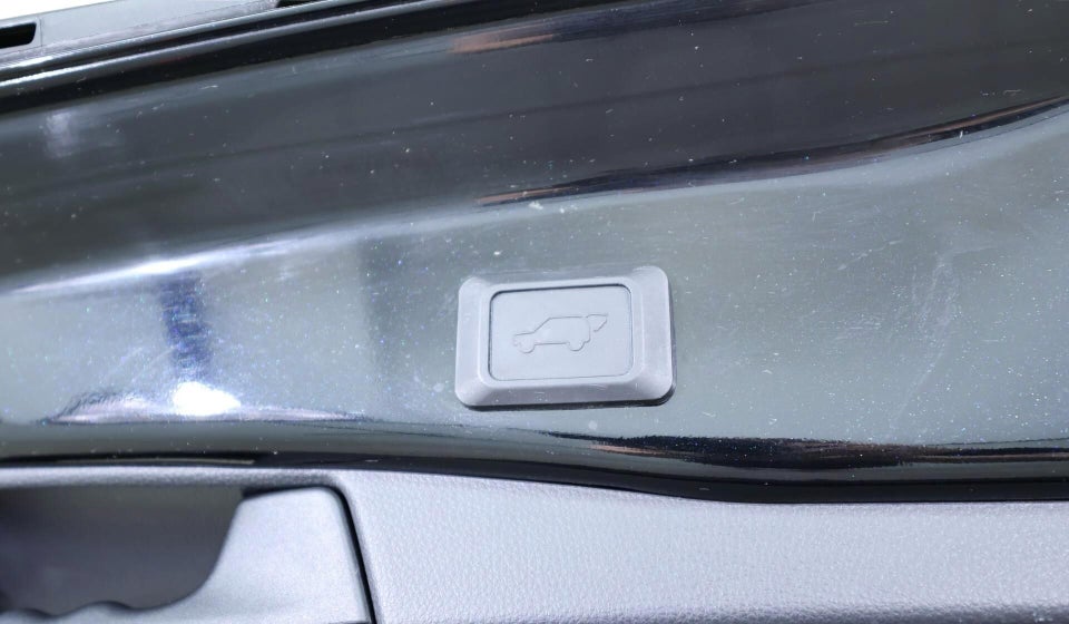 Toyota RAV4 2,5 Hybrid H3 Business MDS 5d