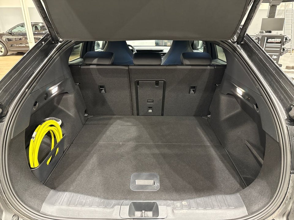 Ford Capri 77 Select Extended Range 5d