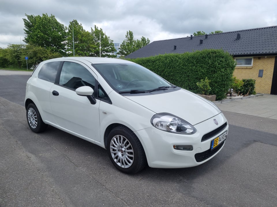 Fiat Punto 1,3 MJT 85 Van 3d