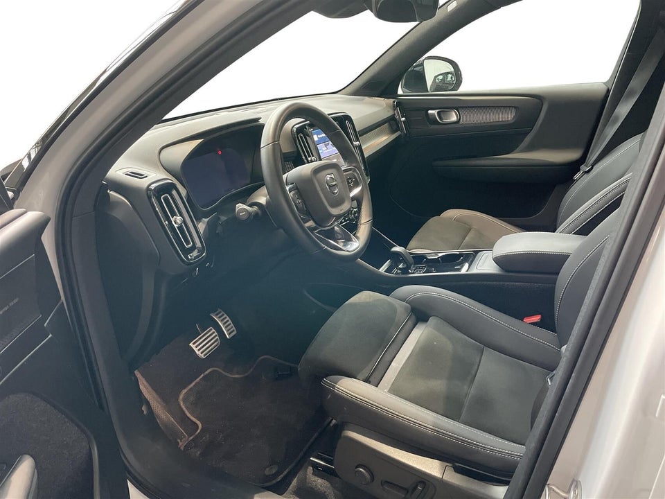 Volvo XC40 P6 ReCharge Pro 5d