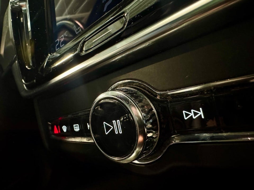 Volvo V90 2,0 T5 254 Momentum aut. 5d