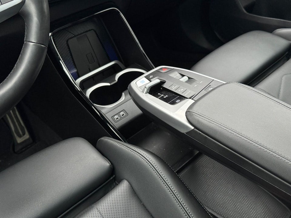 BMW iX1 eDrive20 Fully Charged M-Sport 5d