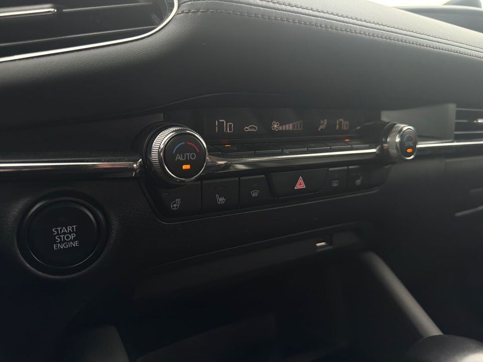 Mazda 3 2,0 SkyActiv-G 122 Cosmo aut. 4d