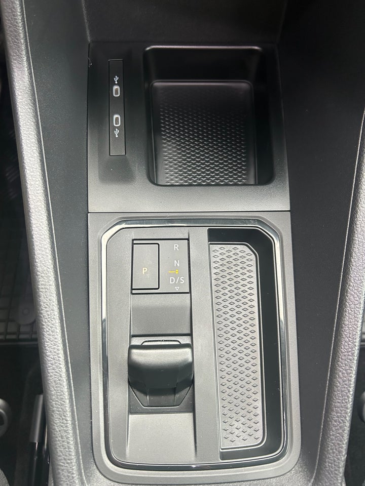 VW Caddy 1,5 TSi 114 Family DSG 5d