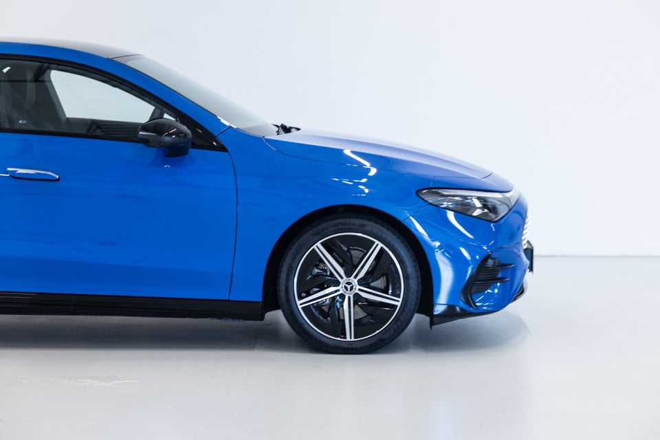Mercedes CLA350 EQ AMG Premium 4Matic 4d