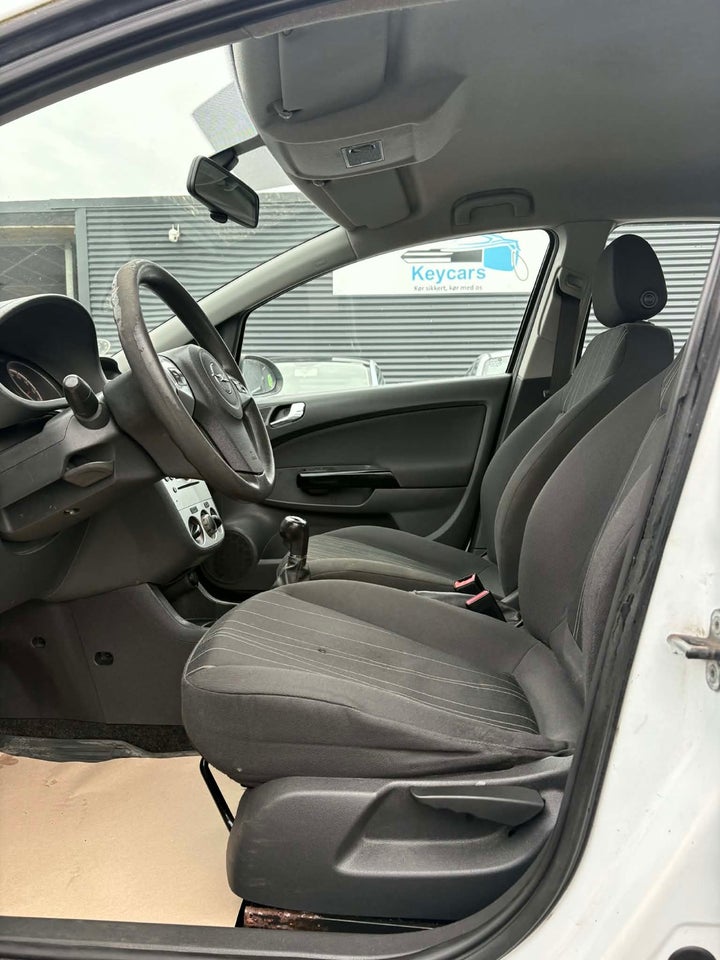 Opel Corsa 1,0 12V Edition 5d