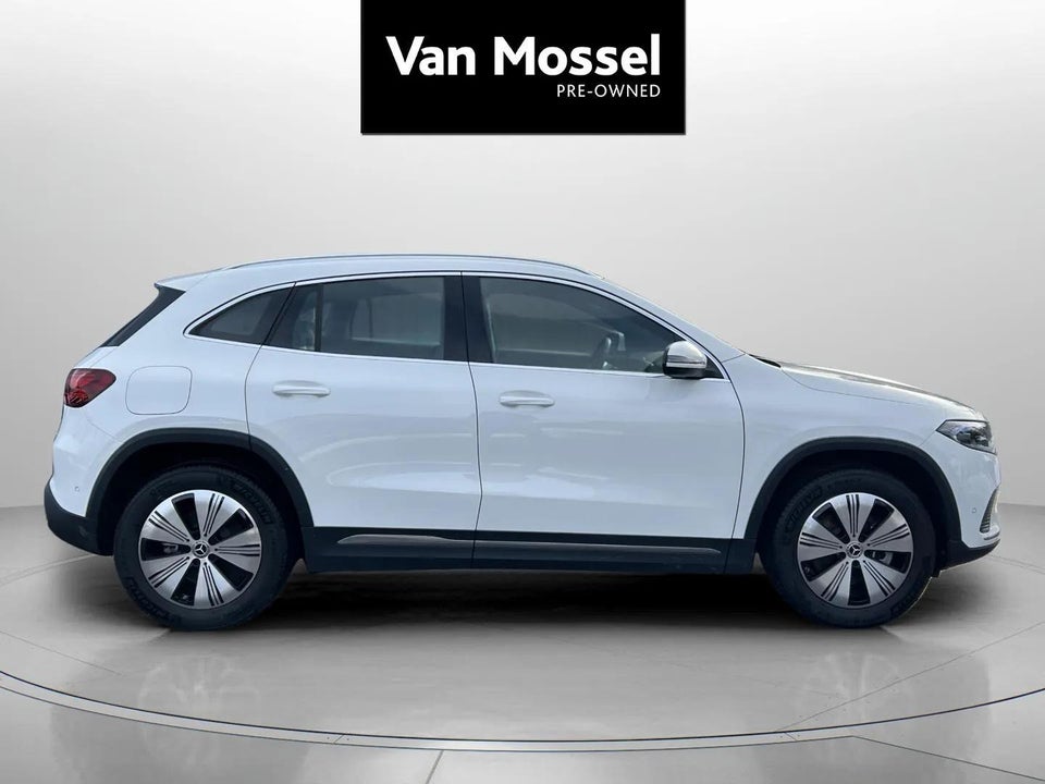 Mercedes EQA250 Progressive 5d