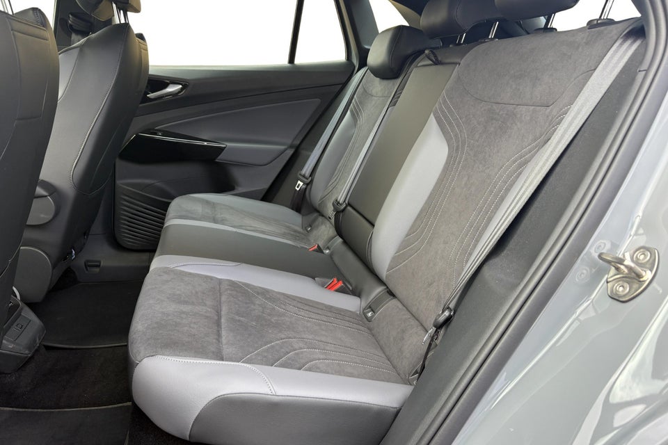 VW ID.4 77 Pro 5d