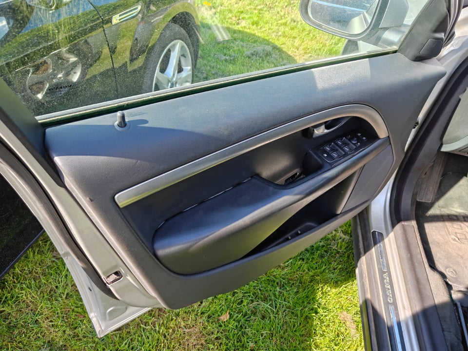 Volvo V70 2,0 Momentum 5d