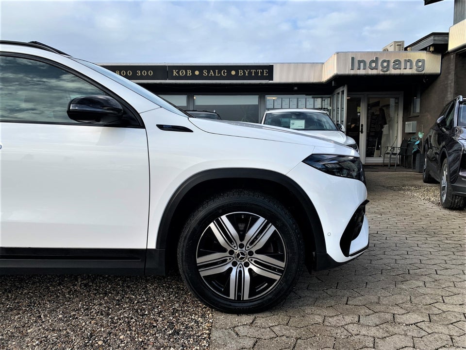 Mercedes EQA250 AMG Line 5d