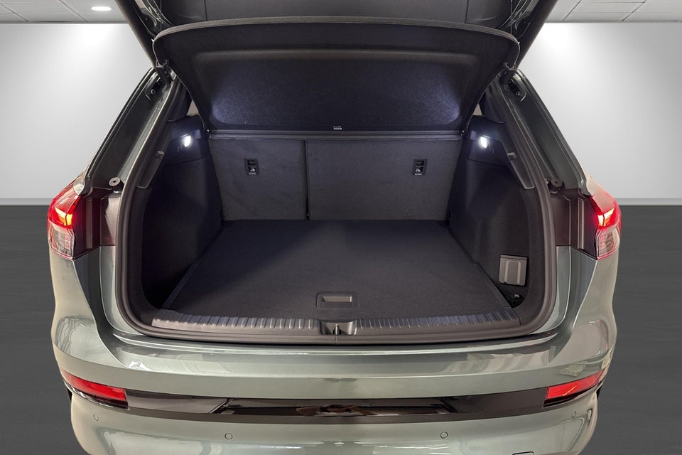 Audi Q4 e-tron performance 5d