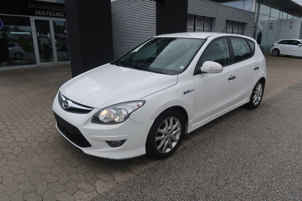Hyundai i30 1,6 CRDi 90 Blue Drive 5d