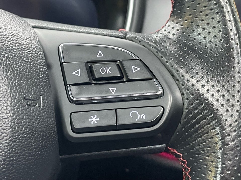 MG EHS 1,5 PHEV Luxury 5d