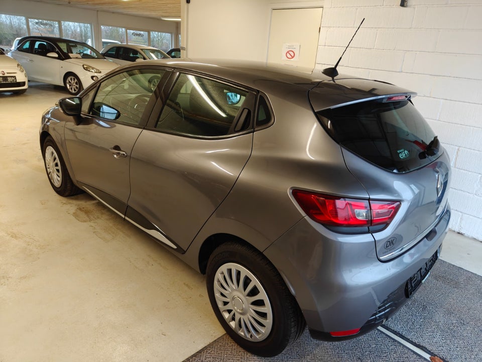 Renault Clio IV 1,5 dCi 75 Authentique 5d