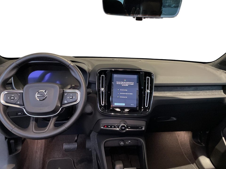 Volvo EX40 Extended Range Black Edition 5d