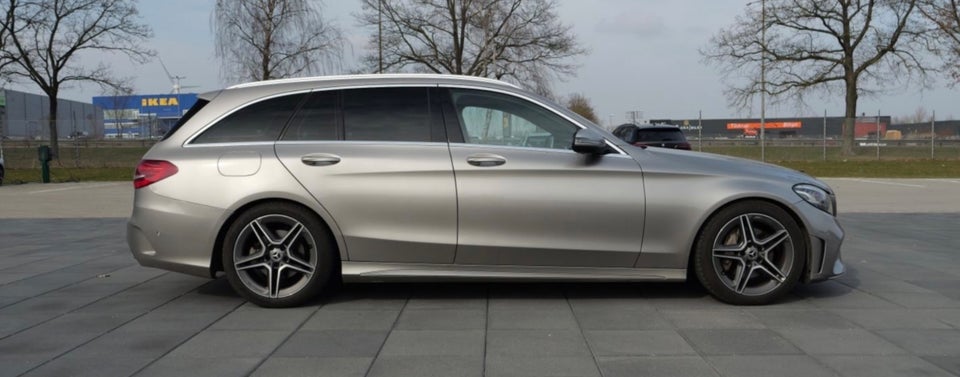 Mercedes C220 d 2,0 AMG Line stc. aut. 5d