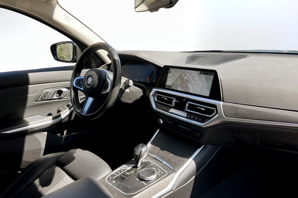 BMW 320i 2,0 Sport Line aut. 4d