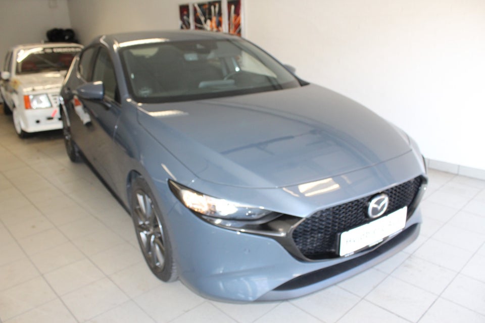 Mazda 3 2,0 SkyActiv-G 122 Sky Tech aut. 5d