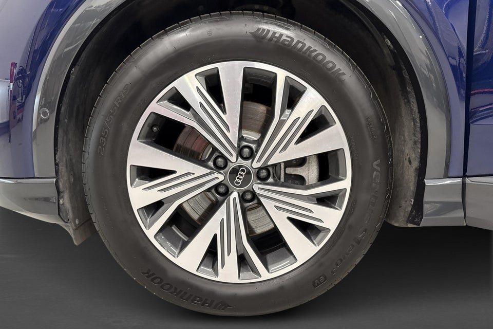 Audi Q4 e-tron 45 Progress 5d