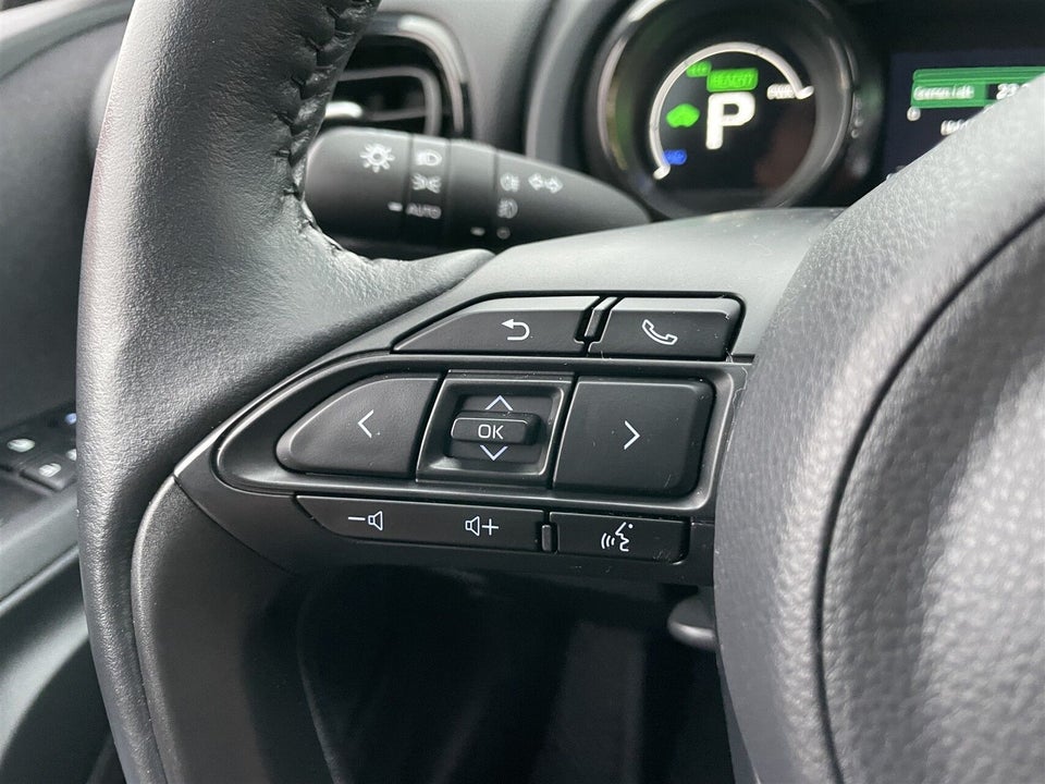 Toyota Yaris 1,5 Hybrid Style e-CVT 5d