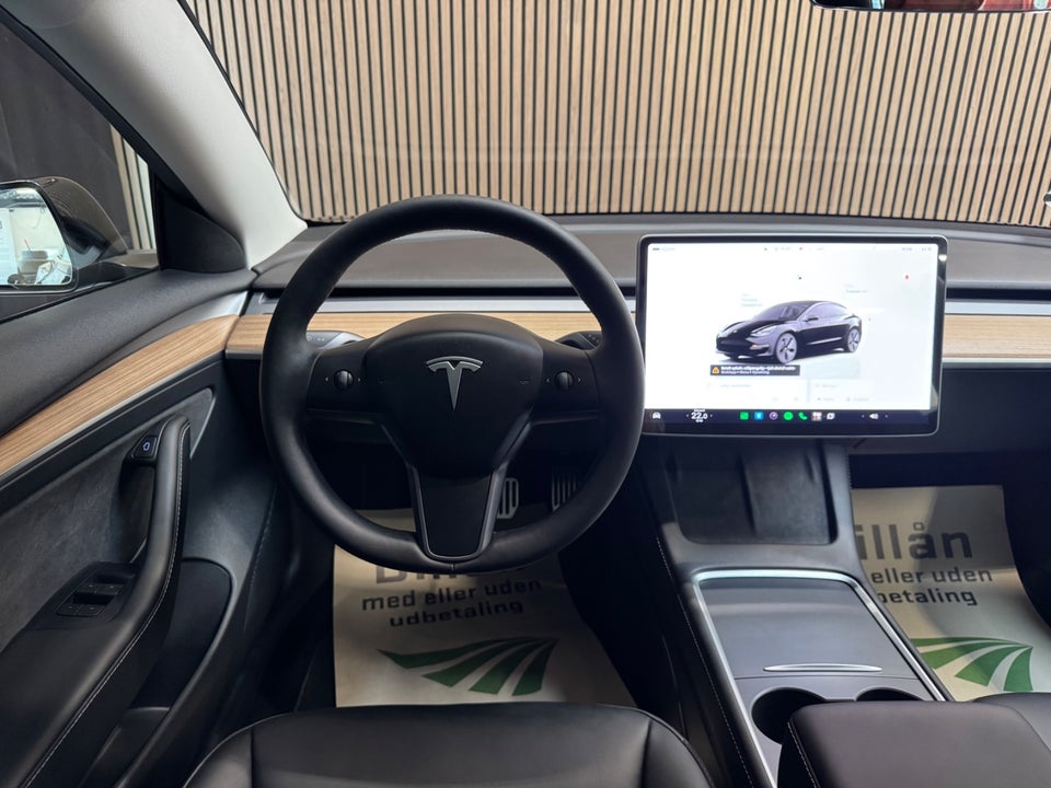 Tesla Model 3 Standard Range+ RWD 4d