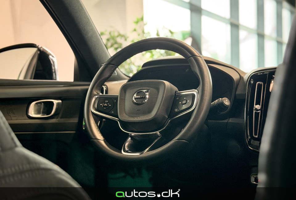 Volvo XC40 P6 ReCharge Core 5d