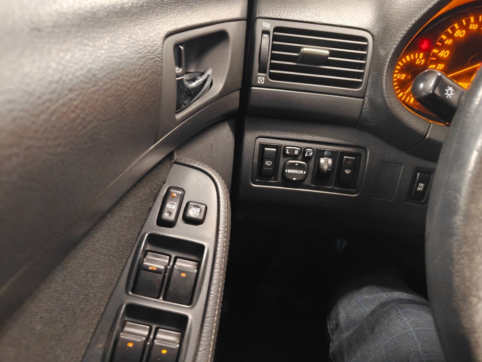 Toyota Avensis 1,8 VVT-i Sol stc. 5d