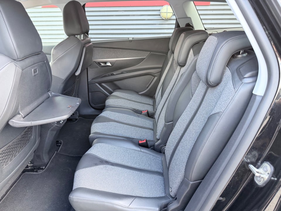 Peugeot 5008 1,5 BlueHDi 130 Allure EAT8 7prs 5d