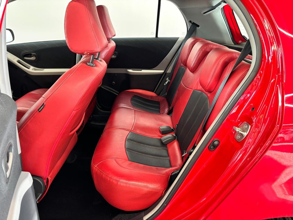 Toyota Yaris 1,3 Luna 5d