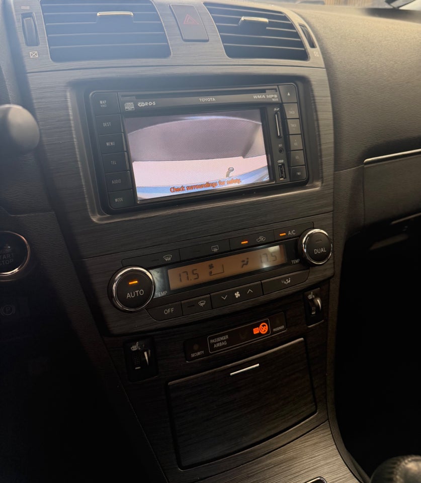 Toyota Avensis 1,8 VVT-i T2 E-CVT 4d