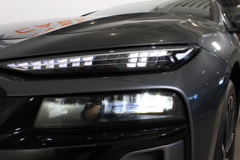 Audi A6 e-tron S-line performance Avant 5d