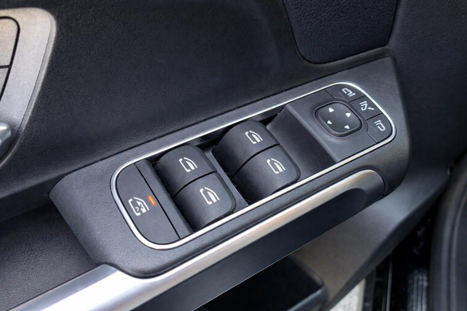 Mercedes GLB200 1,3 Progressive aut. 5d