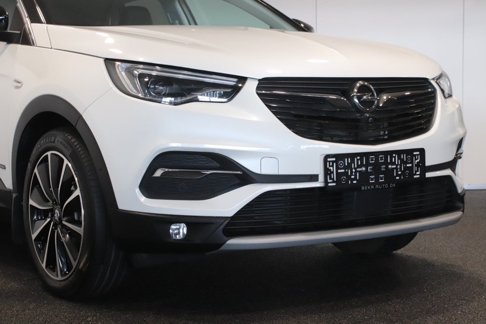 Opel Grandland X 1,6 Hybrid4 Ultimate aut. 5d