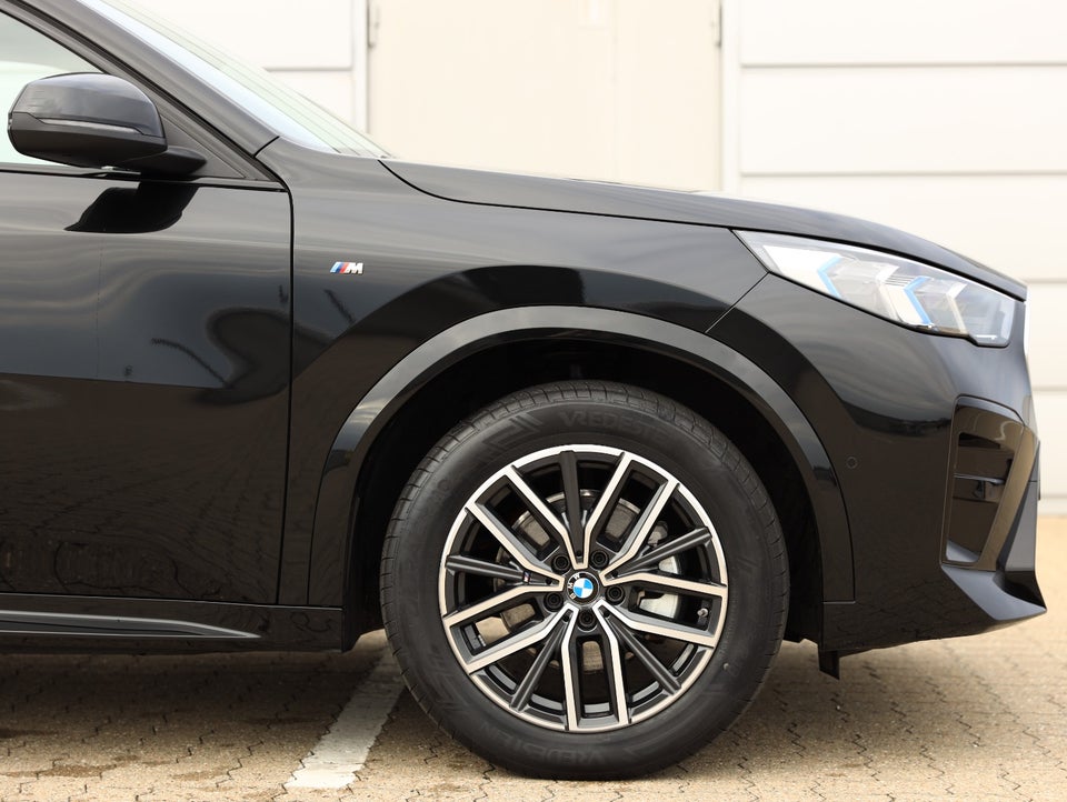 BMW iX2 eDrive20 M-Sport 5d