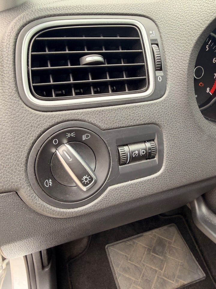 VW Polo 1,4 Comfortline aut. 5d