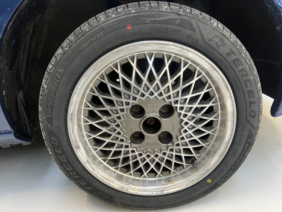 Ford Escort 1,6i CL Fashion 3d