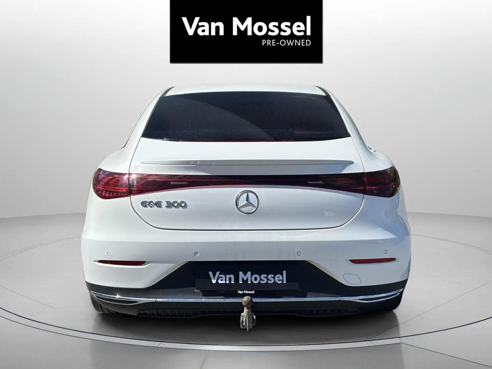 Mercedes EQE300 Avantgarde 4d