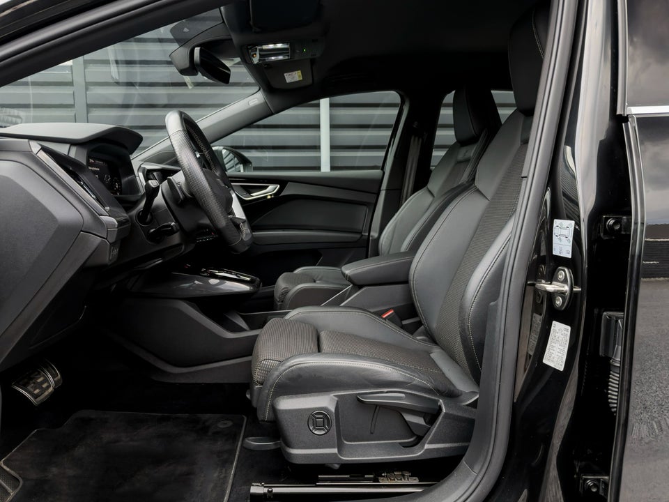 Audi Q4 e-tron 45 Attitude S-line quattro 5d