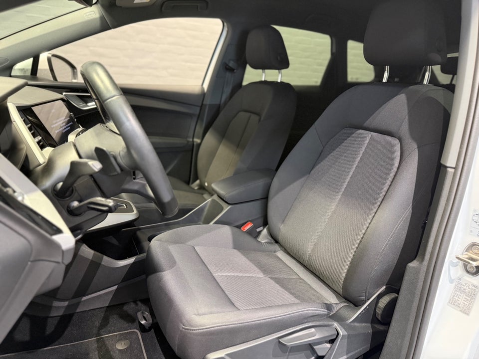 Audi Q4 e-tron 35 S-line 5d