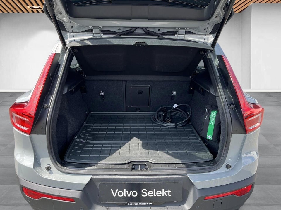 Volvo EX40 Extended Range Core 5d