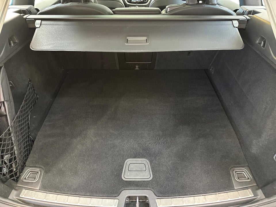 Volvo XC60 2,0 T6 ReCharge Plus Dark aut. AWD 5d