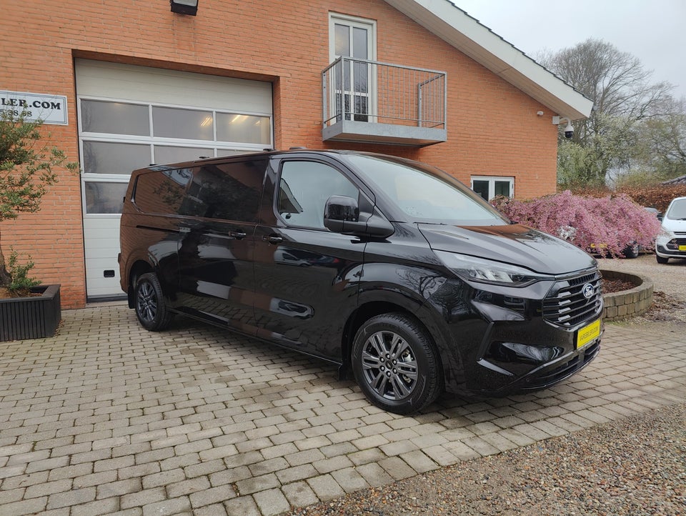 Ford Transit Custom 300L 2,0 EcoBlue Limited aut.