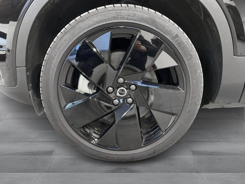 Volvo EX40 Twin Performance Ultra 5d